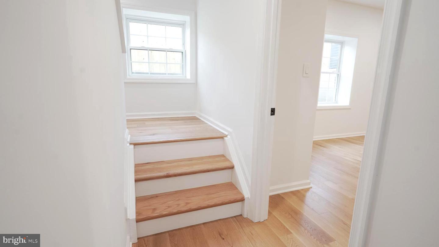 3147 HEADROW LN, FALLS CHURCH, Virginia 22042, 4 Bedrooms Bedrooms, ,3 BathroomsBathrooms,Residential,For sale,3147 HEADROW LN,VAFX2265618 MLS # VAFX2265618