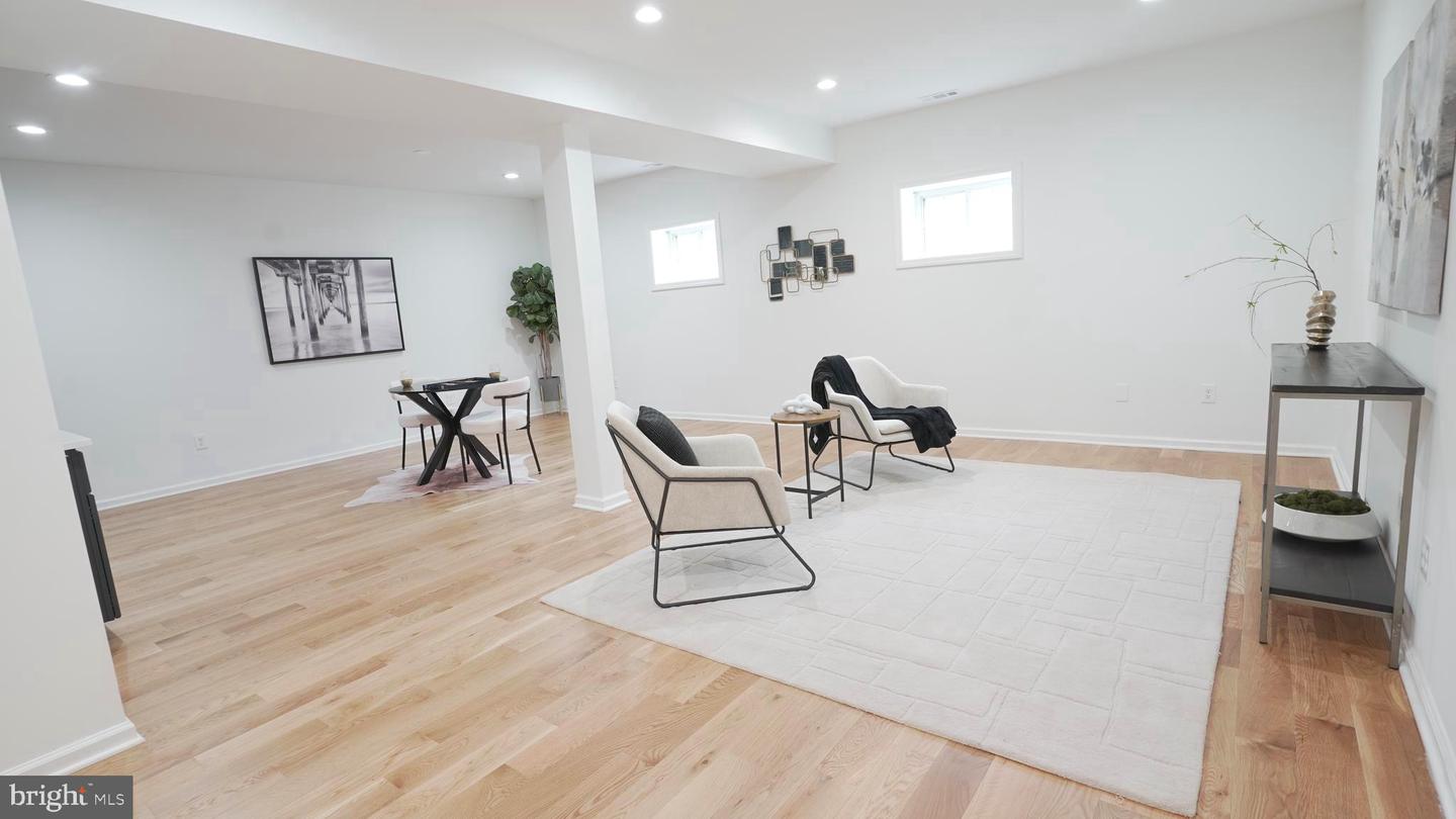 3147 HEADROW LN, FALLS CHURCH, Virginia 22042, 4 Bedrooms Bedrooms, ,3 BathroomsBathrooms,Residential,For sale,3147 HEADROW LN,VAFX2265618 MLS # VAFX2265618