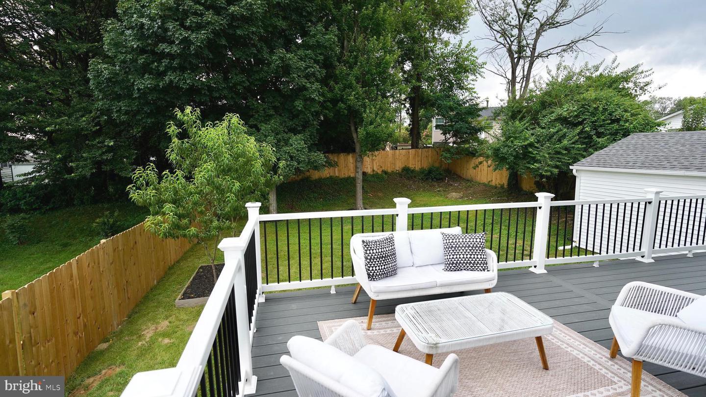 3147 HEADROW LN, FALLS CHURCH, Virginia 22042, 4 Bedrooms Bedrooms, ,3 BathroomsBathrooms,Residential,For sale,3147 HEADROW LN,VAFX2265618 MLS # VAFX2265618