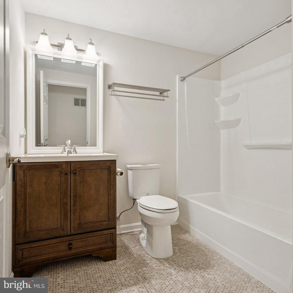 12509 SILENT WOLF DR, MANASSAS, Virginia 20112, 5 Bedrooms Bedrooms, ,3 BathroomsBathrooms,Residential,For sale,12509 SILENT WOLF DR,VAPW2103576 MLS # VAPW2103576