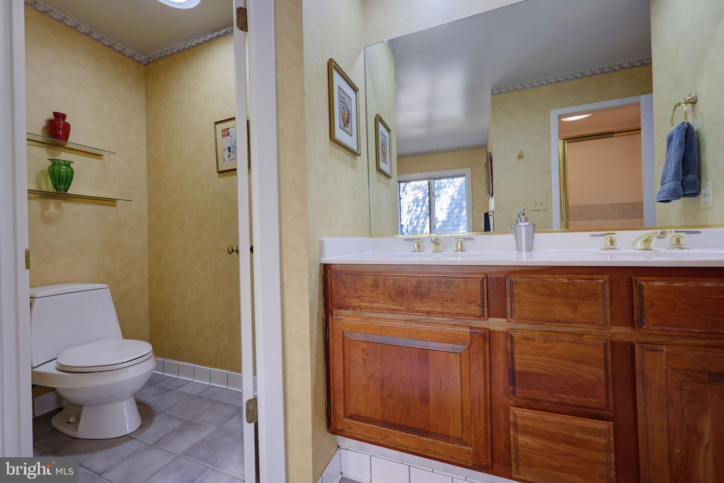 1410 CEDAR AVE, MCLEAN, Virginia 22101, 6 Bedrooms Bedrooms, ,5 BathroomsBathrooms,Residential,For sale,1410 CEDAR AVE,VAFX2265816 MLS # VAFX2265816