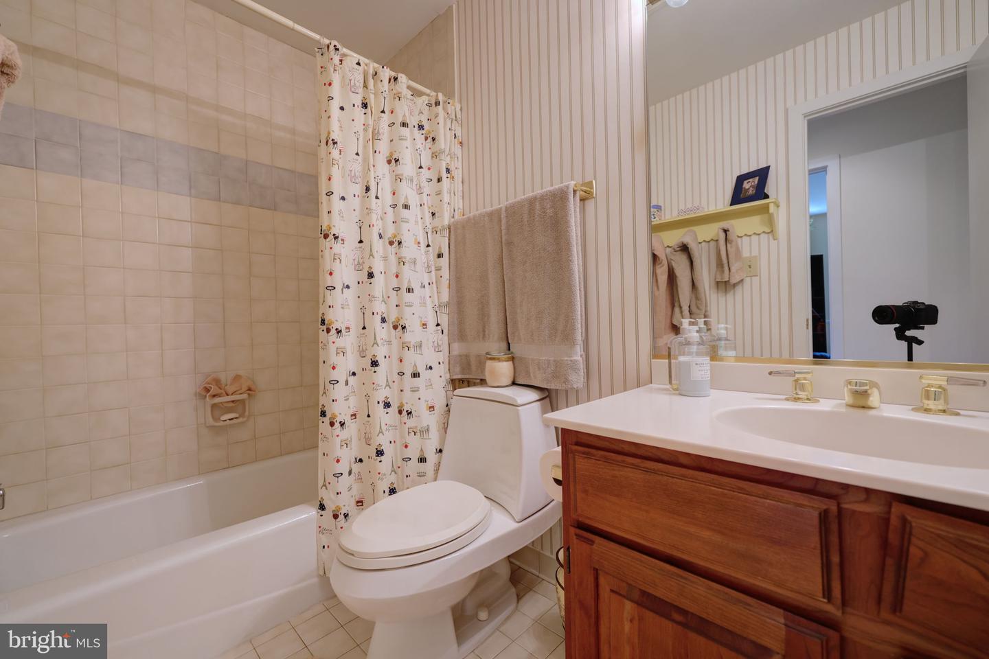 1410 CEDAR AVE, MCLEAN, Virginia 22101, 6 Bedrooms Bedrooms, ,5 BathroomsBathrooms,Residential,For sale,1410 CEDAR AVE,VAFX2265816 MLS # VAFX2265816
