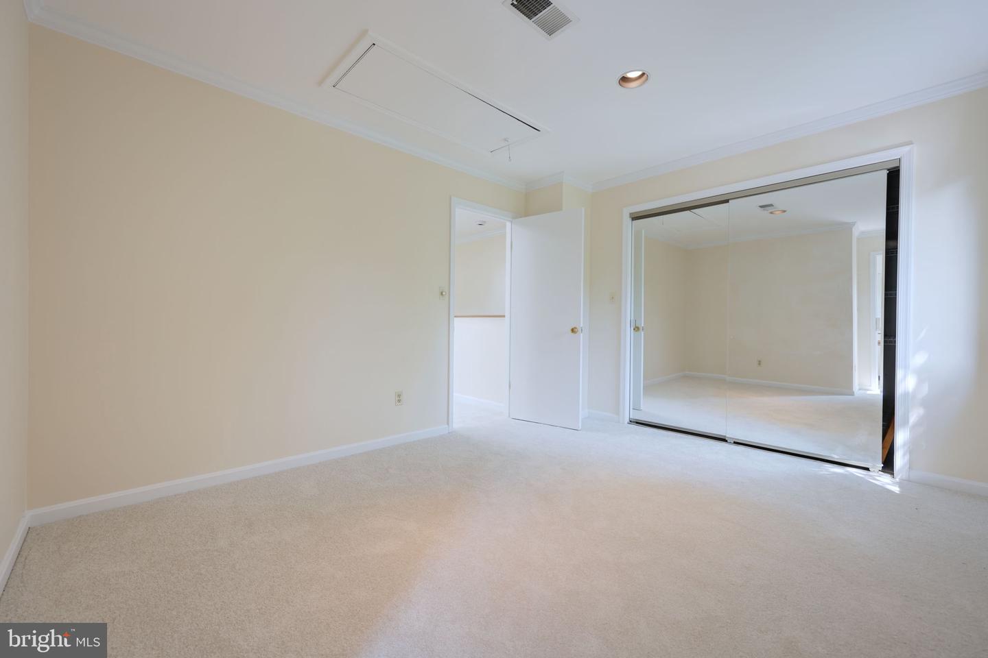 1410 CEDAR AVE, MCLEAN, Virginia 22101, 6 Bedrooms Bedrooms, ,5 BathroomsBathrooms,Residential,For sale,1410 CEDAR AVE,VAFX2265816 MLS # VAFX2265816