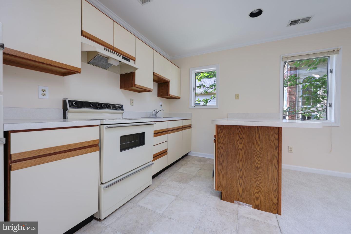 1410 CEDAR AVE, MCLEAN, Virginia 22101, 6 Bedrooms Bedrooms, ,5 BathroomsBathrooms,Residential,For sale,1410 CEDAR AVE,VAFX2265816 MLS # VAFX2265816