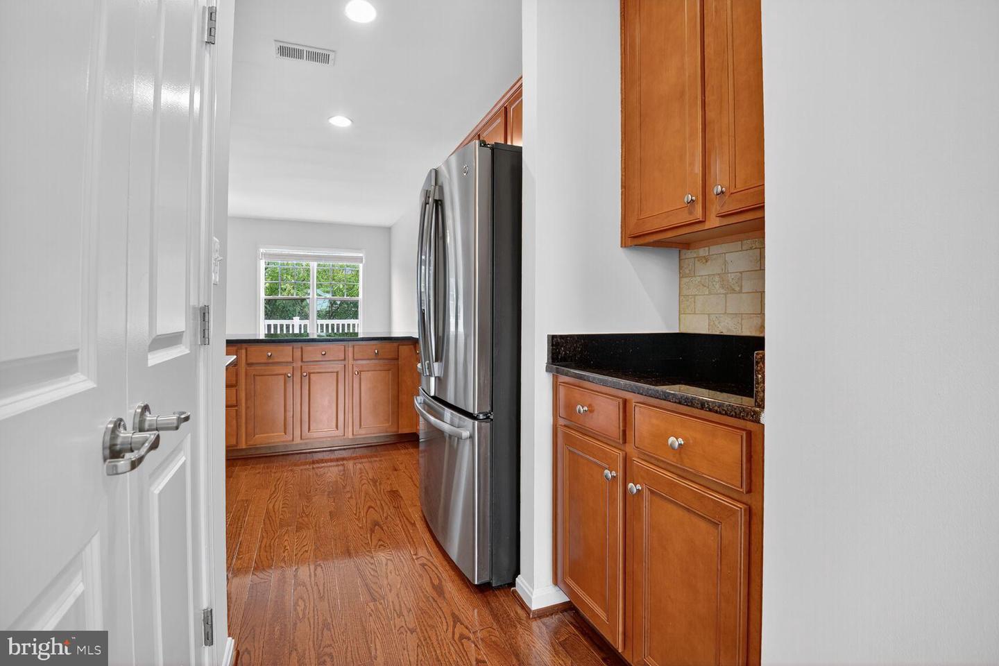 9218 DAWKINS CREST CIR, BRISTOW, Virginia 20136, 3 Bedrooms Bedrooms, 7 Rooms Rooms,2 BathroomsBathrooms,Residential,For sale,9218 DAWKINS CREST CIR,VAPW2103620 MLS # VAPW2103620