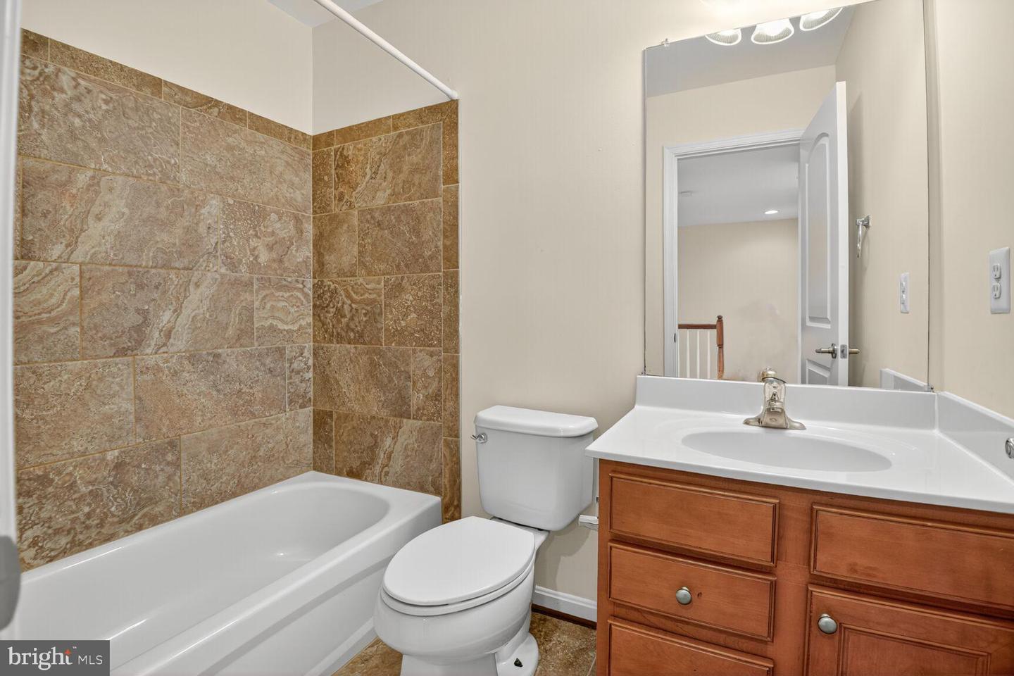 9218 DAWKINS CREST CIR, BRISTOW, Virginia 20136, 3 Bedrooms Bedrooms, 7 Rooms Rooms,2 BathroomsBathrooms,Residential,For sale,9218 DAWKINS CREST CIR,VAPW2103620 MLS # VAPW2103620