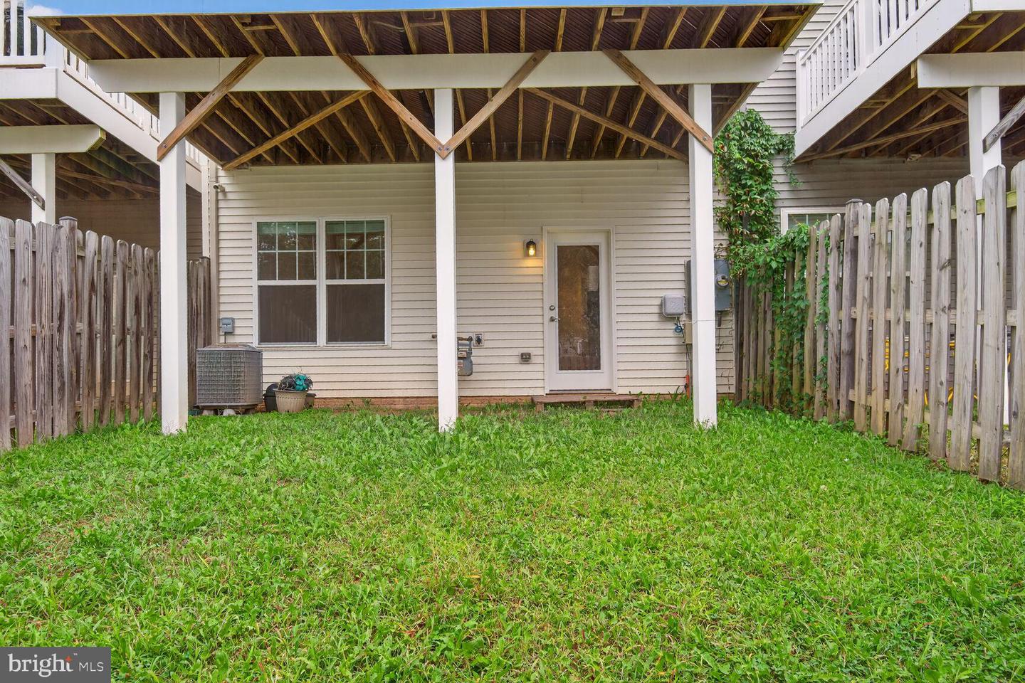 9218 DAWKINS CREST CIR, BRISTOW, Virginia 20136, 3 Bedrooms Bedrooms, 7 Rooms Rooms,2 BathroomsBathrooms,Residential,For sale,9218 DAWKINS CREST CIR,VAPW2103620 MLS # VAPW2103620