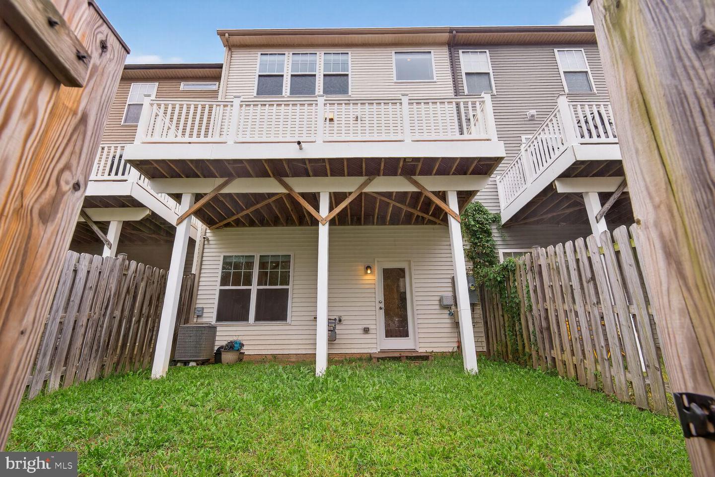 9218 DAWKINS CREST CIR, BRISTOW, Virginia 20136, 3 Bedrooms Bedrooms, 7 Rooms Rooms,2 BathroomsBathrooms,Residential,For sale,9218 DAWKINS CREST CIR,VAPW2103620 MLS # VAPW2103620