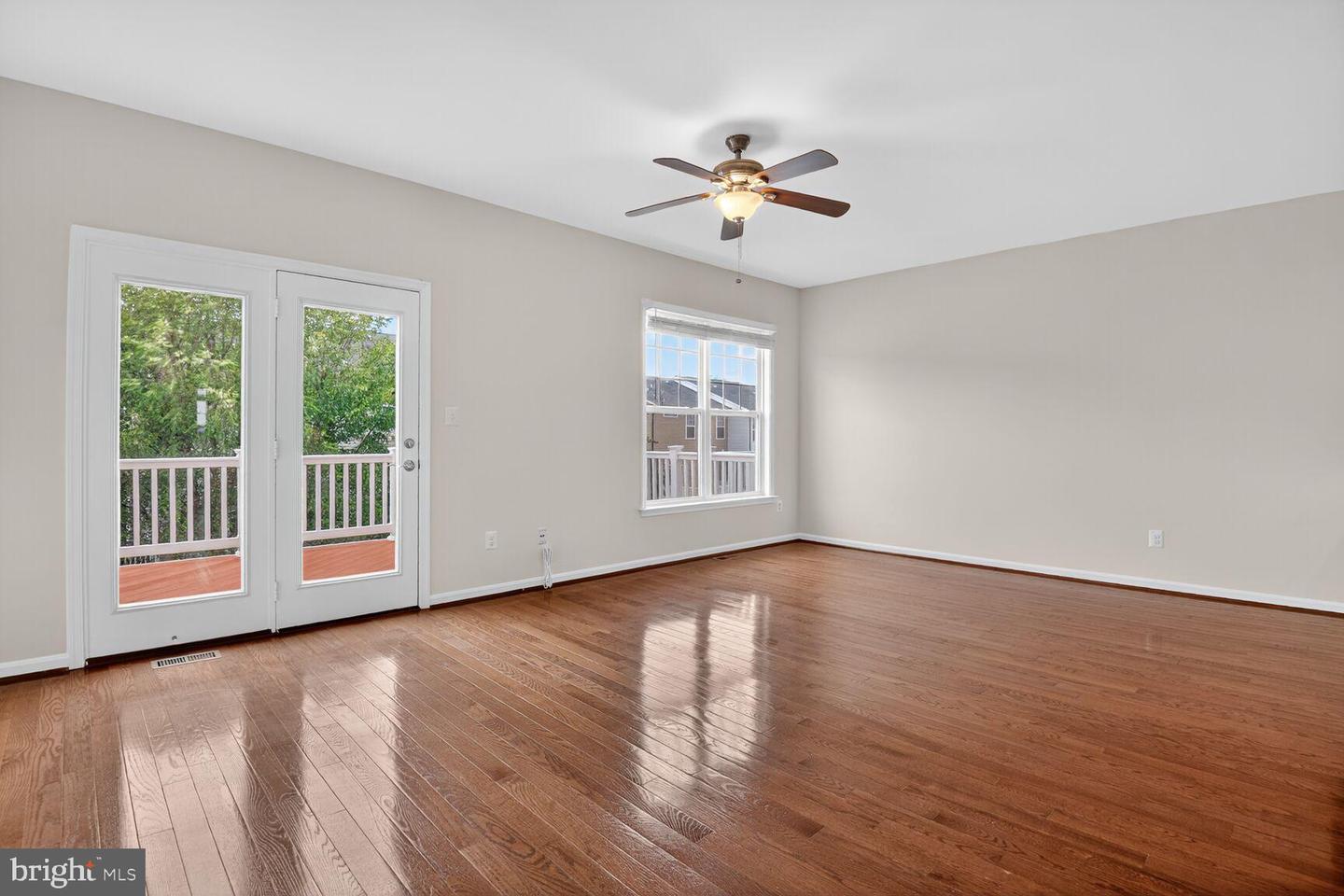 9218 DAWKINS CREST CIR, BRISTOW, Virginia 20136, 3 Bedrooms Bedrooms, 7 Rooms Rooms,2 BathroomsBathrooms,Residential,For sale,9218 DAWKINS CREST CIR,VAPW2103620 MLS # VAPW2103620