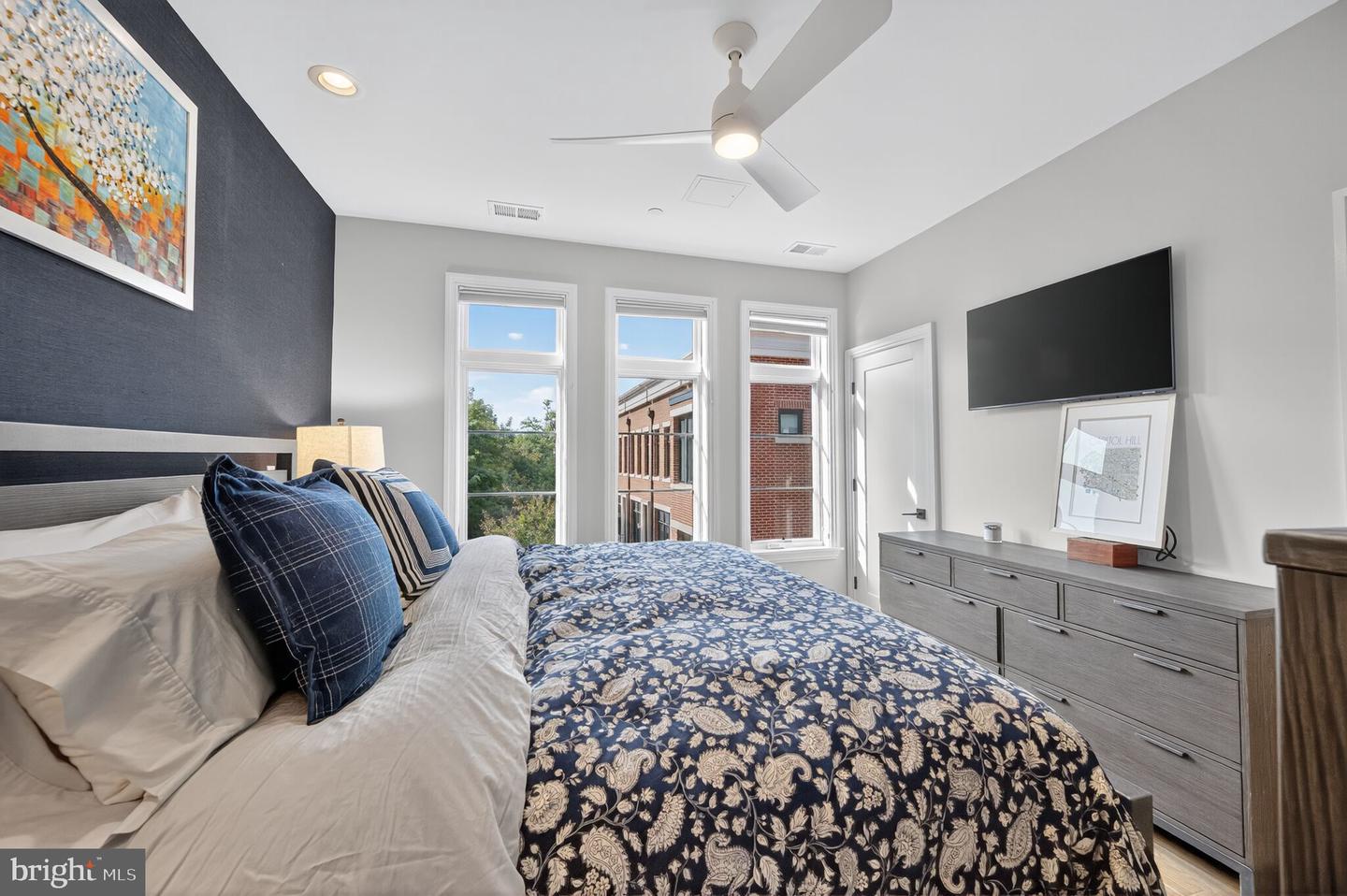 1309 D ST SE, WASHINGTON, District Of Columbia 20003, 3 Bedrooms Bedrooms, ,4 BathroomsBathrooms,Residential,For sale,1309 D ST SE,DCDC2221516 MLS # DCDC2221516