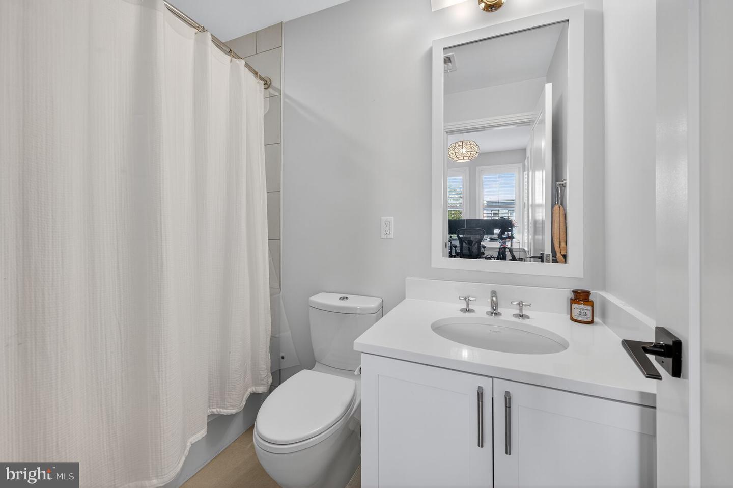 1309 D ST SE, WASHINGTON, District Of Columbia 20003, 3 Bedrooms Bedrooms, ,4 BathroomsBathrooms,Residential,For sale,1309 D ST SE,DCDC2221516 MLS # DCDC2221516