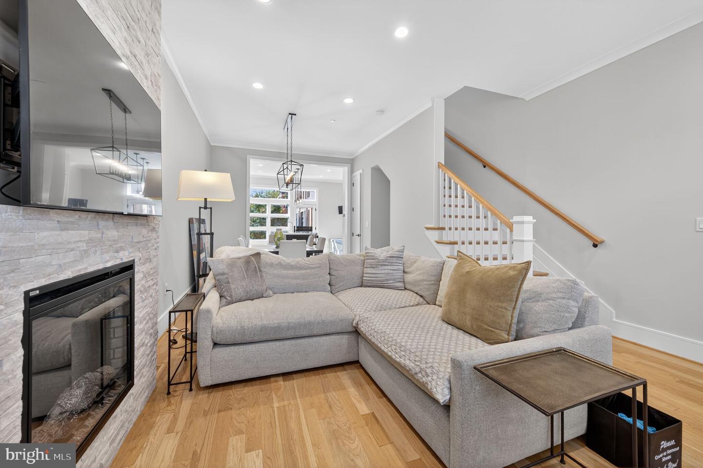 1309 D ST SE, WASHINGTON, District Of Columbia 20003, 3 Bedrooms Bedrooms, ,4 BathroomsBathrooms,Residential,For sale,1309 D ST SE,DCDC2221516 MLS # DCDC2221516