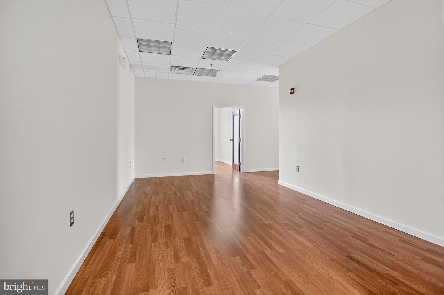 46090 LAKE CENTER PLZ #203, STERLING, Virginia 20165, ,Land,For sale,46090 LAKE CENTER PLZ #203,VALO2107776 MLS # VALO2107776