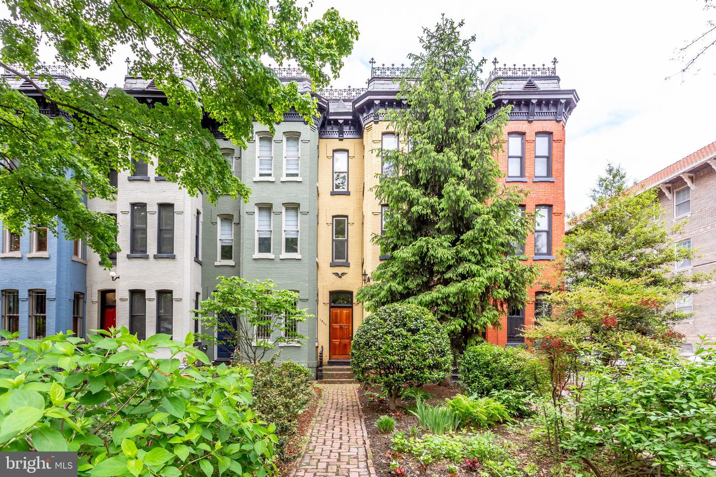 1824 16TH ST NW, WASHINGTON, District Of Columbia 20009, 4 Bedrooms Bedrooms, ,2 BathroomsBathrooms,Residential,For sale,1824 16TH ST NW,DCDC2221786 MLS # DCDC2221786
