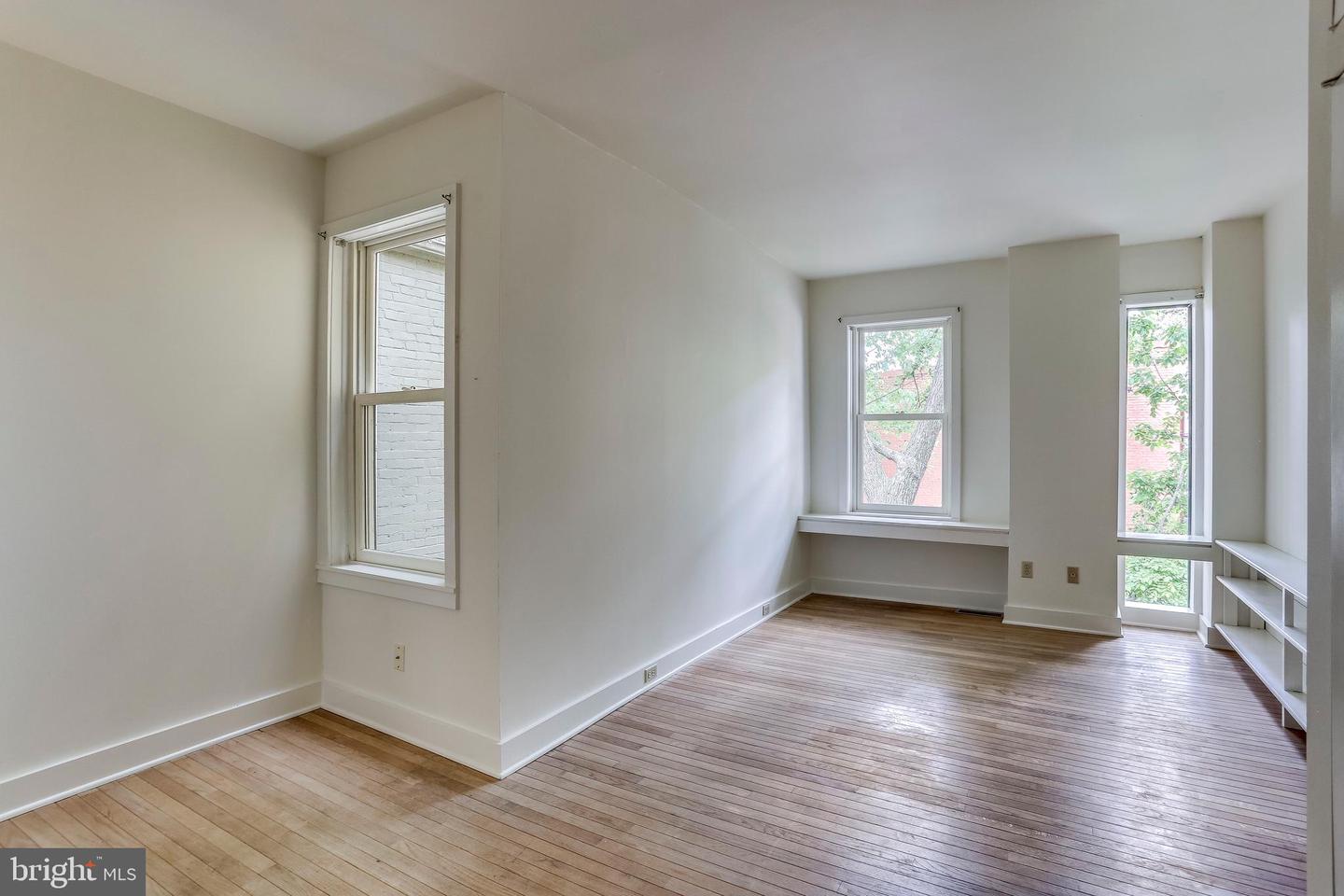 1824 16TH ST NW, WASHINGTON, District Of Columbia 20009, 4 Bedrooms Bedrooms, ,2 BathroomsBathrooms,Residential,For sale,1824 16TH ST NW,DCDC2221786 MLS # DCDC2221786
