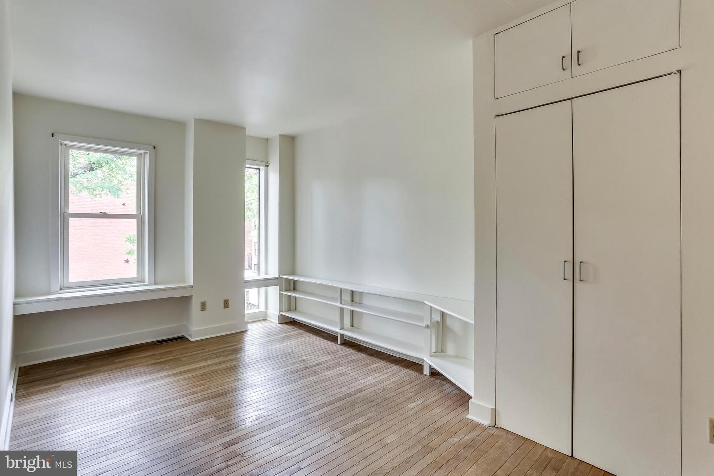 1824 16TH ST NW, WASHINGTON, District Of Columbia 20009, 4 Bedrooms Bedrooms, ,2 BathroomsBathrooms,Residential,For sale,1824 16TH ST NW,DCDC2221786 MLS # DCDC2221786