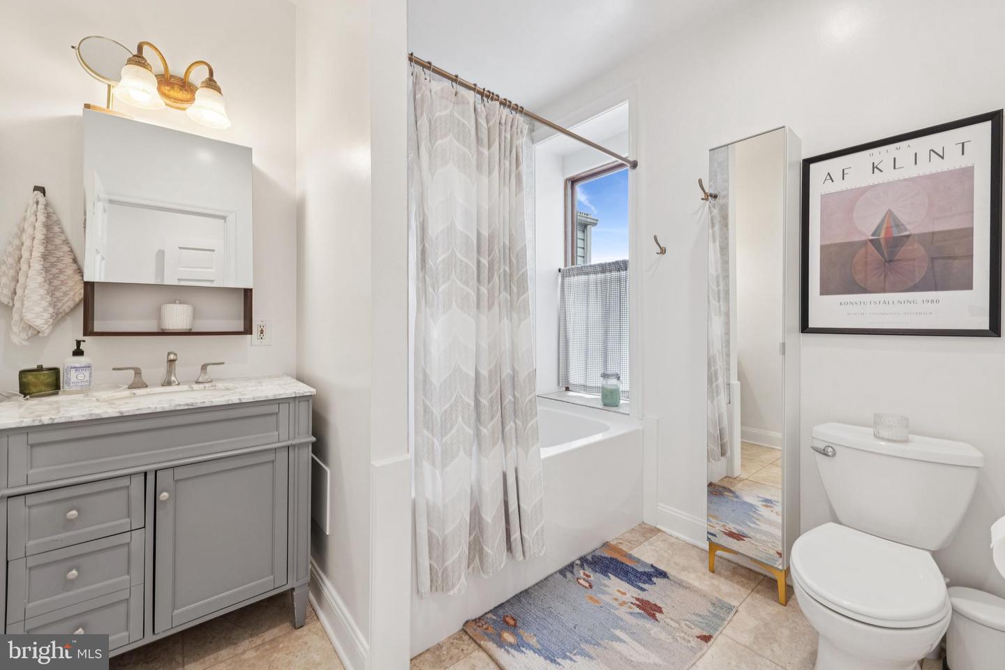 2304 1ST ST NW #1, WASHINGTON, District Of Columbia 20001, 2 Bedrooms Bedrooms, ,3 BathroomsBathrooms,Residential,For sale,2304 1ST ST NW #1,DCDC2221864 MLS # DCDC2221864