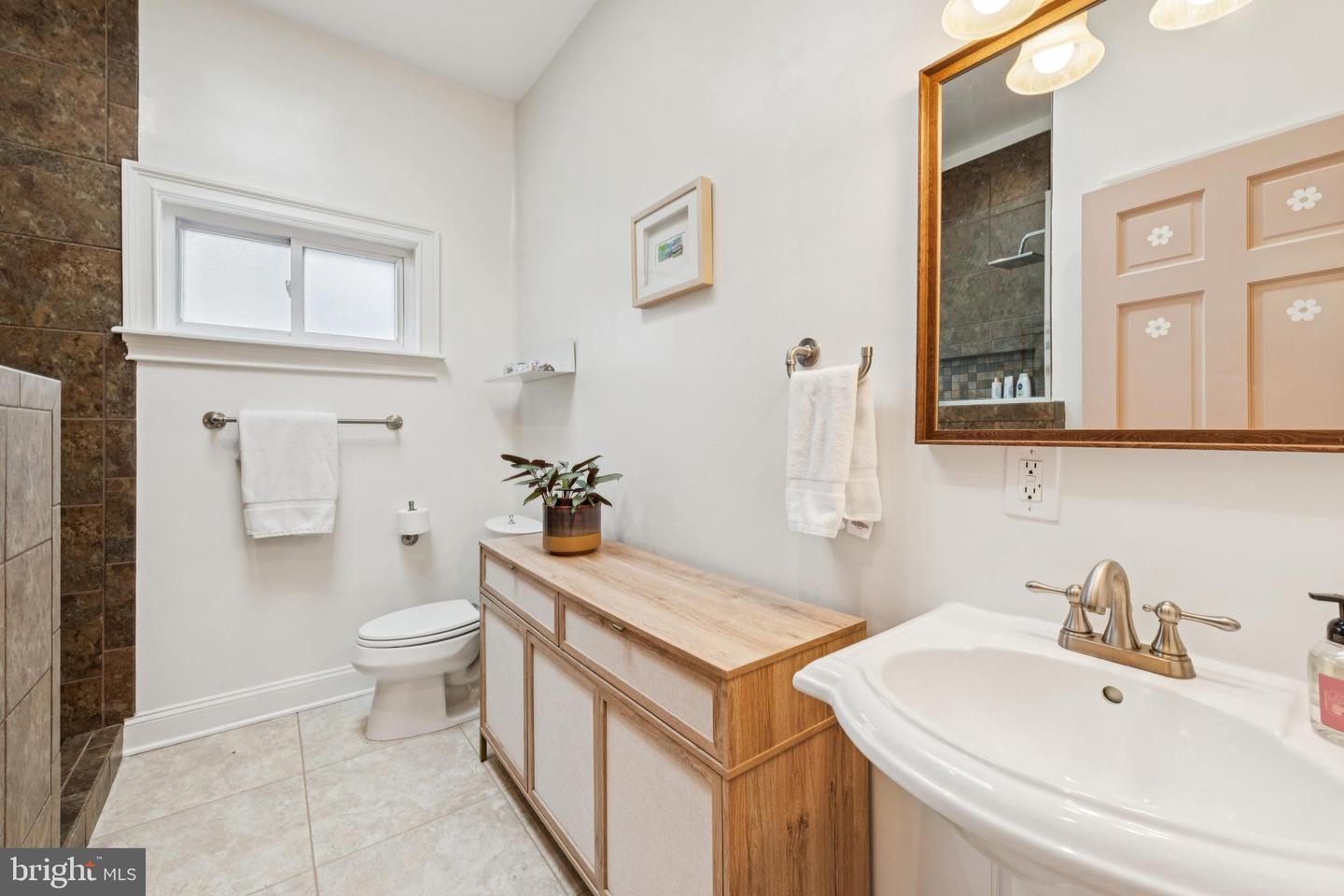 2304 1ST ST NW #1, WASHINGTON, District Of Columbia 20001, 2 Bedrooms Bedrooms, ,3 BathroomsBathrooms,Residential,For sale,2304 1ST ST NW #1,DCDC2221864 MLS # DCDC2221864