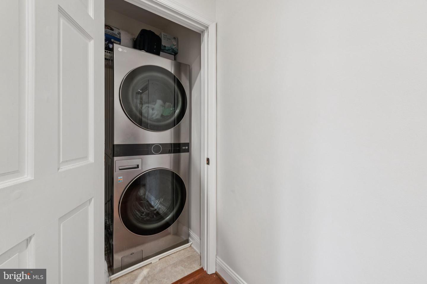 2304 1ST ST NW #1, WASHINGTON, District Of Columbia 20001, 2 Bedrooms Bedrooms, ,3 BathroomsBathrooms,Residential,For sale,2304 1ST ST NW #1,DCDC2221864 MLS # DCDC2221864