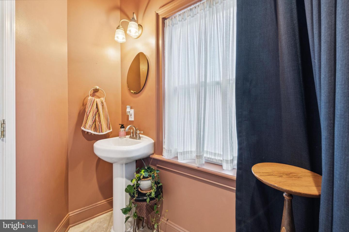 2304 1ST ST NW #1, WASHINGTON, District Of Columbia 20001, 2 Bedrooms Bedrooms, ,3 BathroomsBathrooms,Residential,For sale,2304 1ST ST NW #1,DCDC2221864 MLS # DCDC2221864