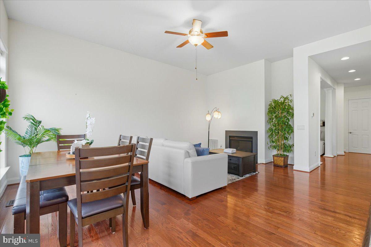 16216 RADBURN ST, WOODBRIDGE, Virginia 22191, 5 Bedrooms Bedrooms, ,4 BathroomsBathrooms,Residential,For sale,16216 RADBURN ST,VAPW2103952 MLS # VAPW2103952
