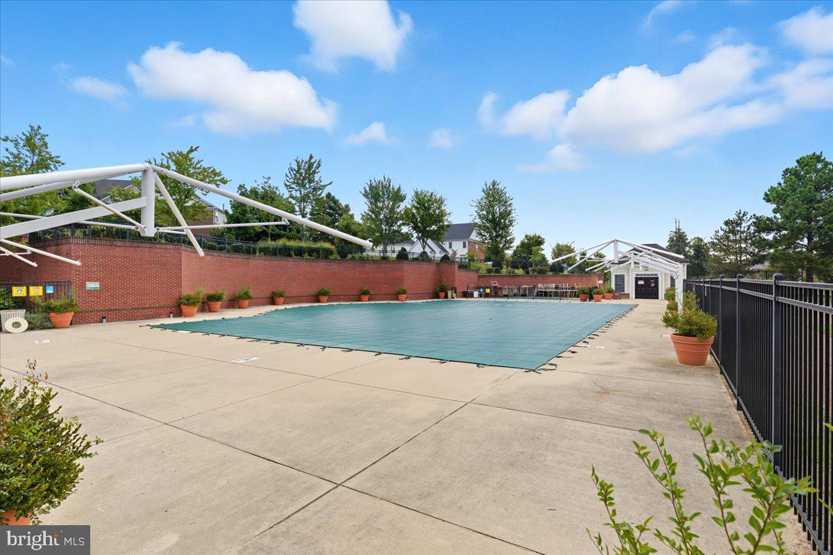16216 RADBURN ST, WOODBRIDGE, Virginia 22191, 5 Bedrooms Bedrooms, ,4 BathroomsBathrooms,Residential,For sale,16216 RADBURN ST,VAPW2103952 MLS # VAPW2103952