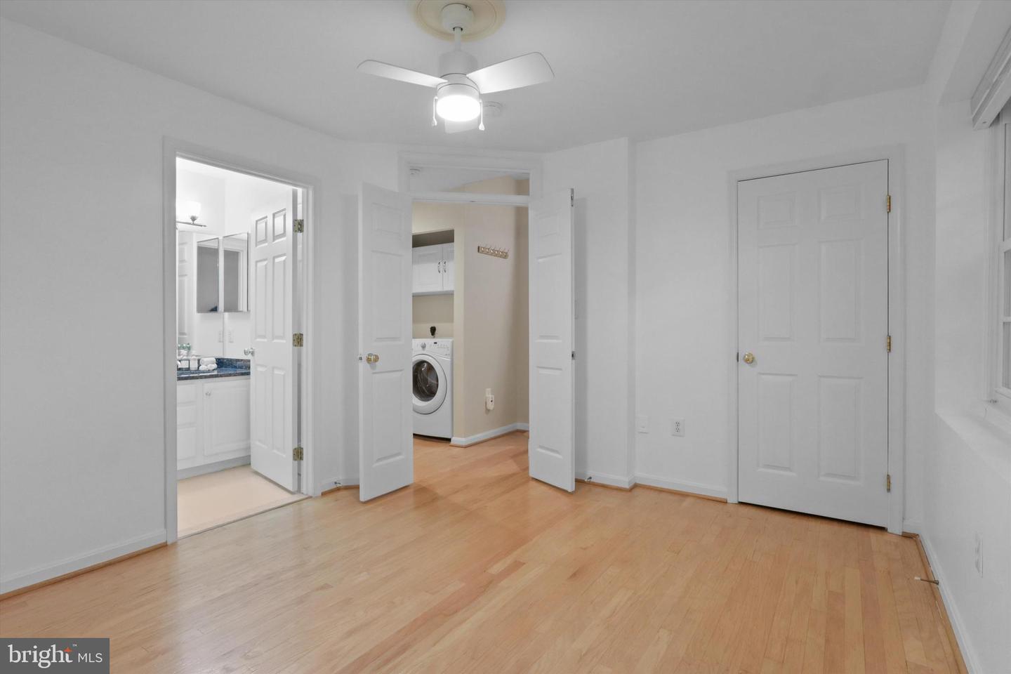 707 MASSEY LN #A, ALEXANDRIA, Virginia 22314, 2 Bedrooms Bedrooms, ,2 BathroomsBathrooms,Residential,For sale,707 MASSEY LN #A,VAAX2049836 MLS # VAAX2049836