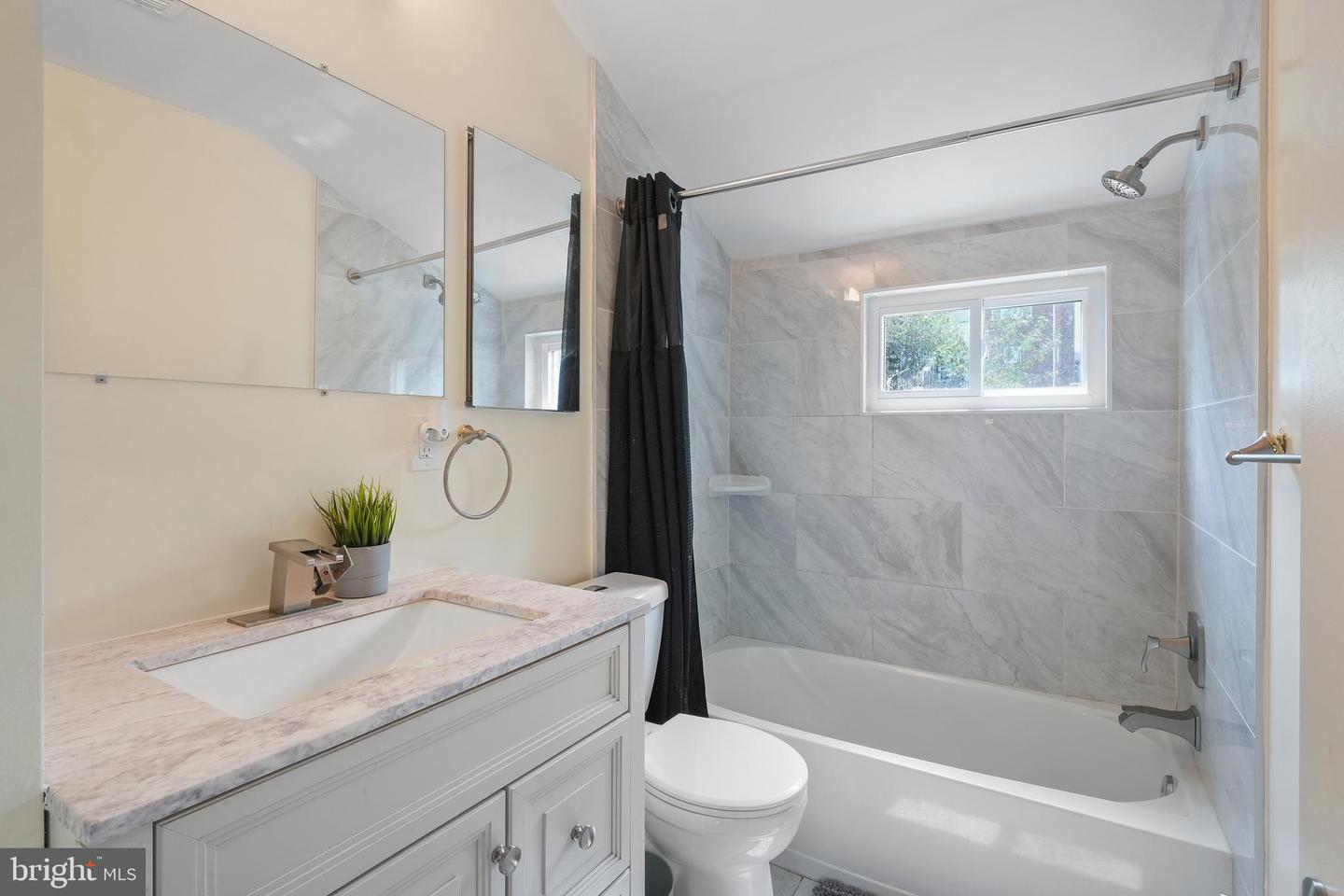 5077 JUST ST NE, WASHINGTON, District Of Columbia 20019, 3 Bedrooms Bedrooms, 4 Rooms Rooms,2 BathroomsBathrooms,Residential,For sale,5077 JUST ST NE,DCDC2222994 MLS # DCDC2222994