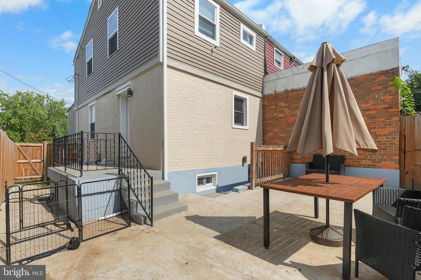 5077 JUST ST NE, WASHINGTON, District Of Columbia 20019, 3 Bedrooms Bedrooms, 4 Rooms Rooms,2 BathroomsBathrooms,Residential,For sale,5077 JUST ST NE,DCDC2222994 MLS # DCDC2222994