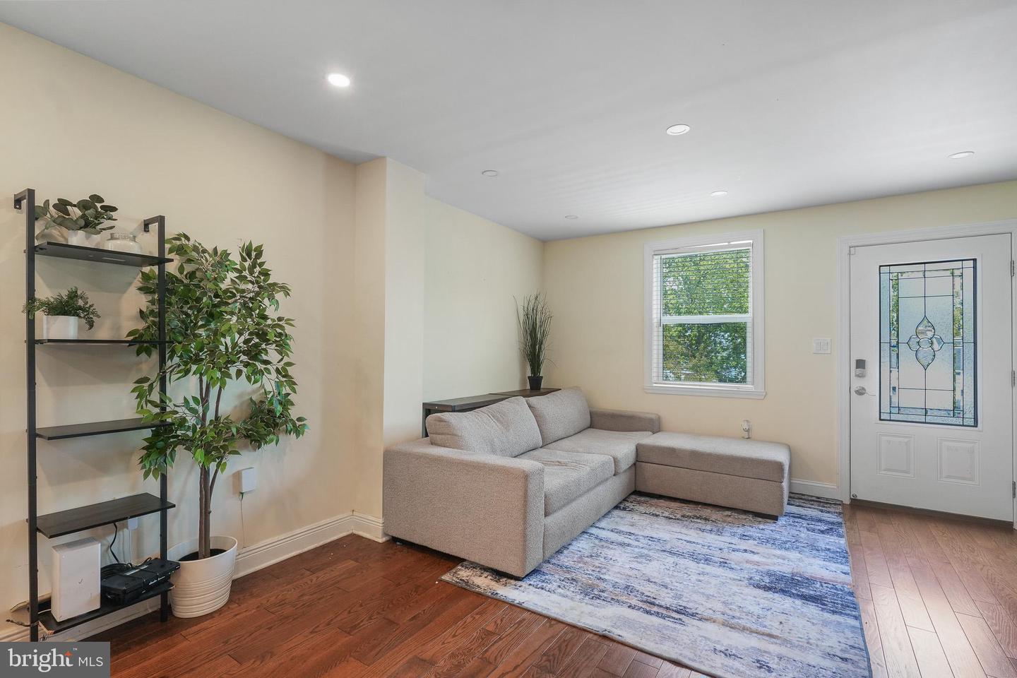 5077 JUST ST NE, WASHINGTON, District Of Columbia 20019, 3 Bedrooms Bedrooms, 4 Rooms Rooms,2 BathroomsBathrooms,Residential,For sale,5077 JUST ST NE,DCDC2222994 MLS # DCDC2222994