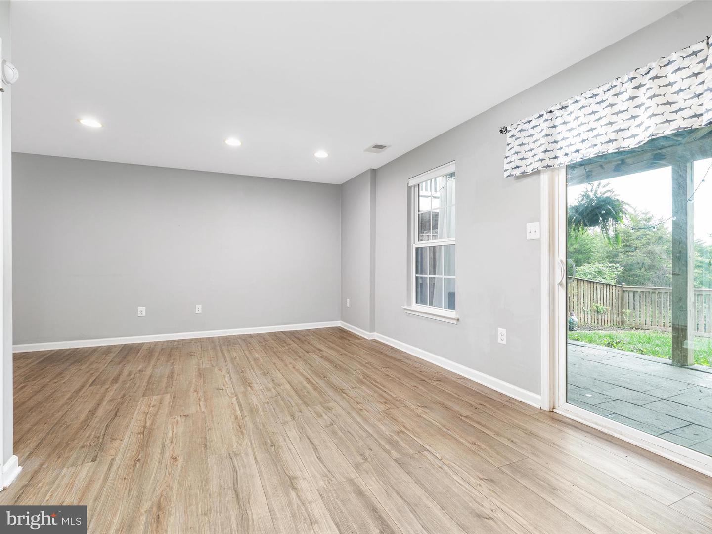 166 TROUT LILY DR, LAKE FREDERICK, Virginia 22630, 3 Bedrooms Bedrooms, ,2 BathroomsBathrooms,Residential,For sale,166 TROUT LILY DR,VAFV2036910 MLS # VAFV2036910