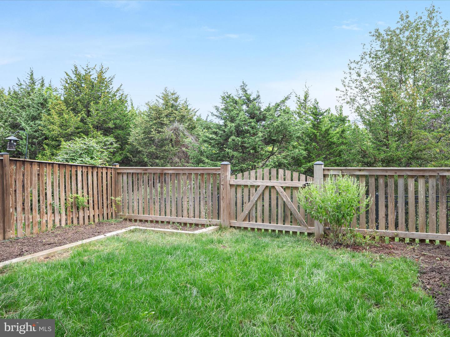 166 TROUT LILY DR, LAKE FREDERICK, Virginia 22630, 3 Bedrooms Bedrooms, ,2 BathroomsBathrooms,Residential,For sale,166 TROUT LILY DR,VAFV2036910 MLS # VAFV2036910