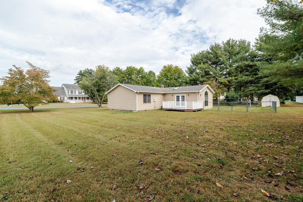 1300 GUM AVE, GROTTOES, Virginia 24441, 3 Bedrooms Bedrooms, ,1 BathroomBathrooms,Residential,1300 GUM AVE,669466 MLS # 669466