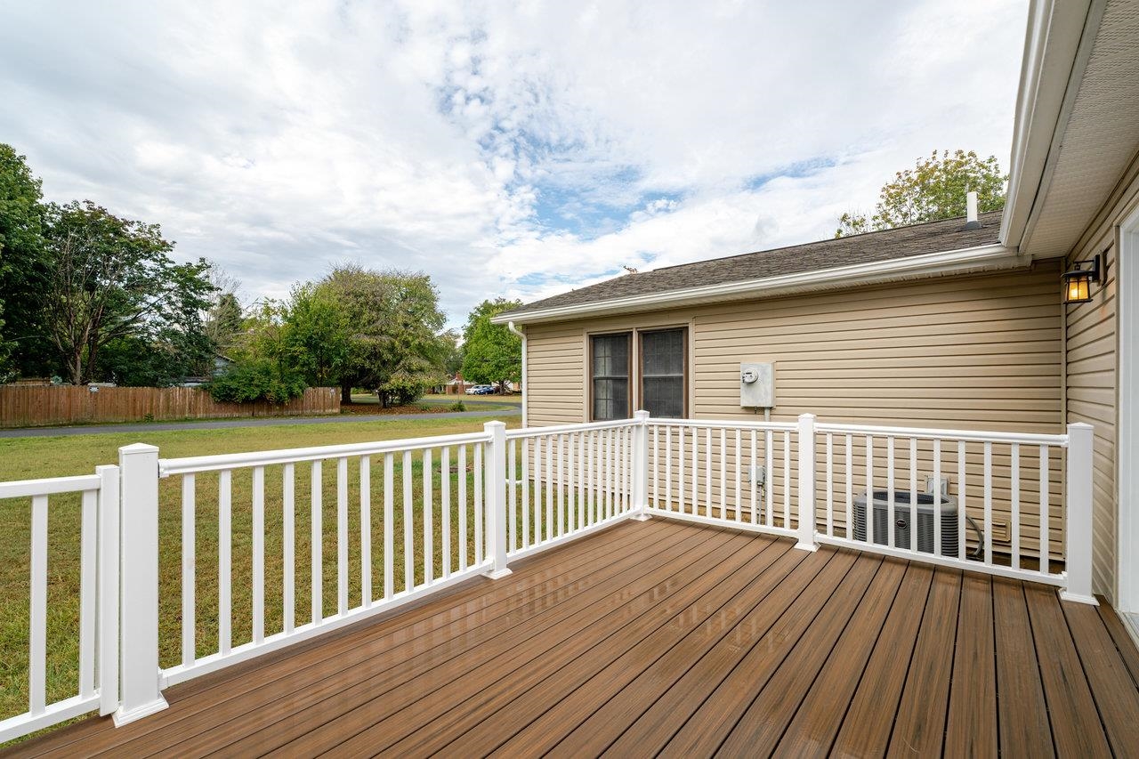 1300 GUM AVE, GROTTOES, Virginia 24441, 3 Bedrooms Bedrooms, ,1 BathroomBathrooms,Residential,1300 GUM AVE,669466 MLS # 669466