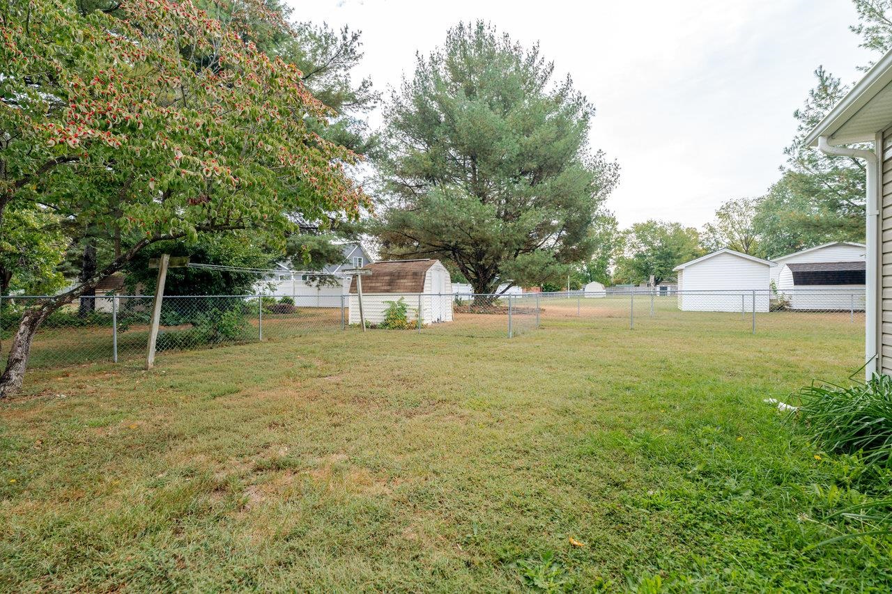1300 GUM AVE, GROTTOES, Virginia 24441, 3 Bedrooms Bedrooms, ,1 BathroomBathrooms,Residential,1300 GUM AVE,669466 MLS # 669466