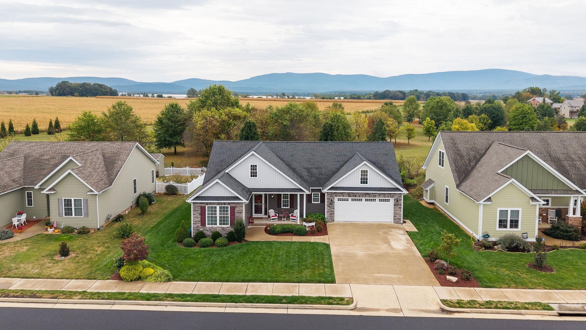 176 LOCUST GROVE LN, STUARTS DRAFT, Virginia 24477, 3 Bedrooms Bedrooms, ,2 BathroomsBathrooms,Residential,176 LOCUST GROVE LN,669471 MLS # 669471