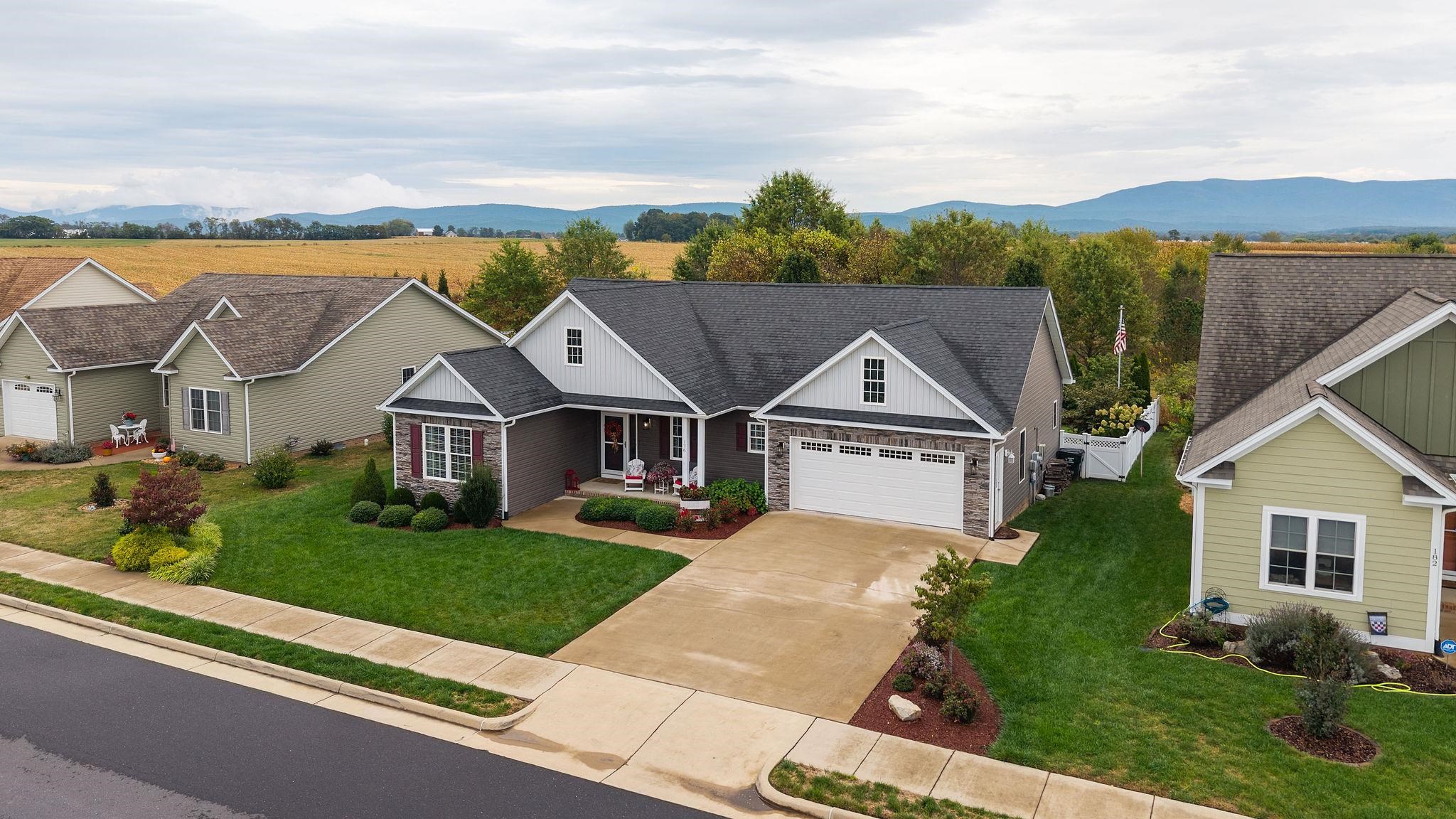 176 LOCUST GROVE LN, STUARTS DRAFT, Virginia 24477, 3 Bedrooms Bedrooms, ,2 BathroomsBathrooms,Residential,176 LOCUST GROVE LN,669471 MLS # 669471
