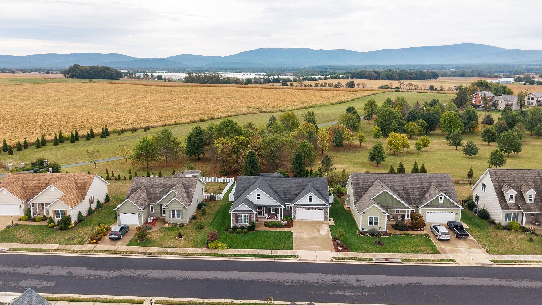 176 LOCUST GROVE LN, STUARTS DRAFT, Virginia 24477, 3 Bedrooms Bedrooms, ,2 BathroomsBathrooms,Residential,176 LOCUST GROVE LN,669471 MLS # 669471
