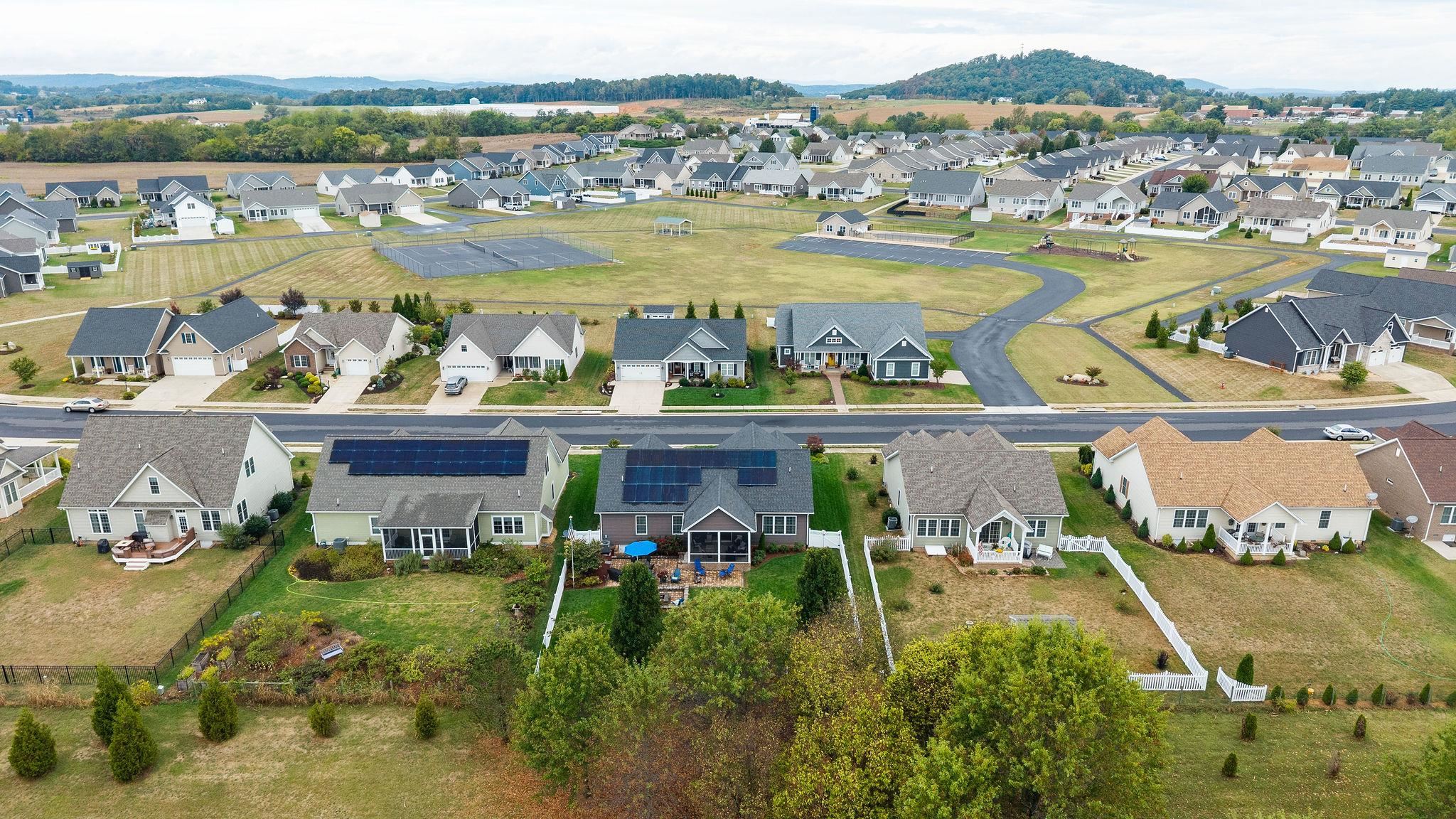 176 LOCUST GROVE LN, STUARTS DRAFT, Virginia 24477, 3 Bedrooms Bedrooms, ,2 BathroomsBathrooms,Residential,176 LOCUST GROVE LN,669471 MLS # 669471