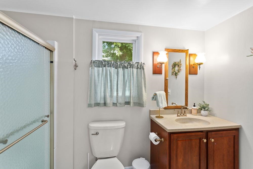 in owner's suite buc can exchange with living room.