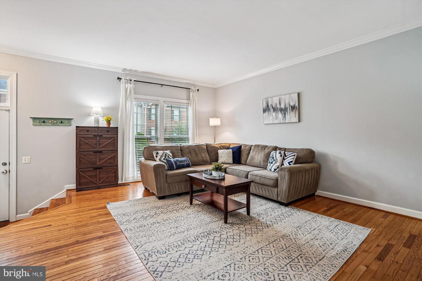 25449 BRICKELL DR, CHANTILLY, Virginia 20152, 3 Bedrooms Bedrooms, ,2 BathroomsBathrooms,Residential,For sale,25449 BRICKELL DR,VALO2107400 MLS # VALO2107400