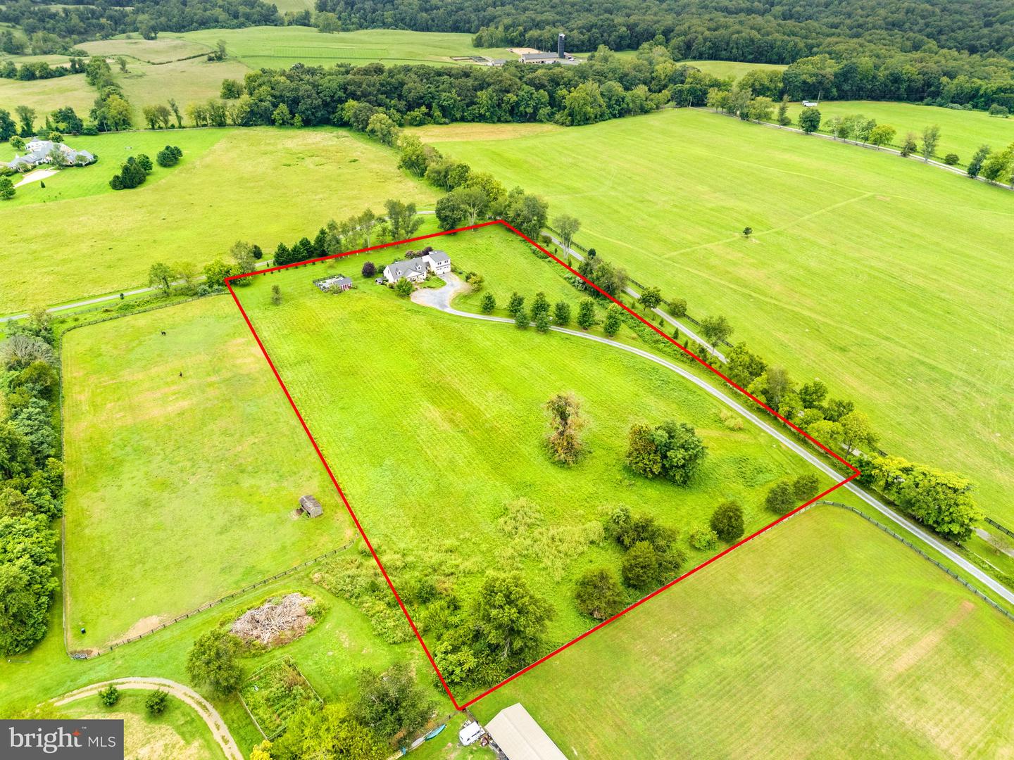 6437 JOHN S MOSBY HWY, MIDDLEBURG, Virginia 20117, 3 Bedrooms Bedrooms, ,2 BathroomsBathrooms,Residential,For sale,6437 JOHN S MOSBY HWY,VAFQ2018402 MLS # VAFQ2018402