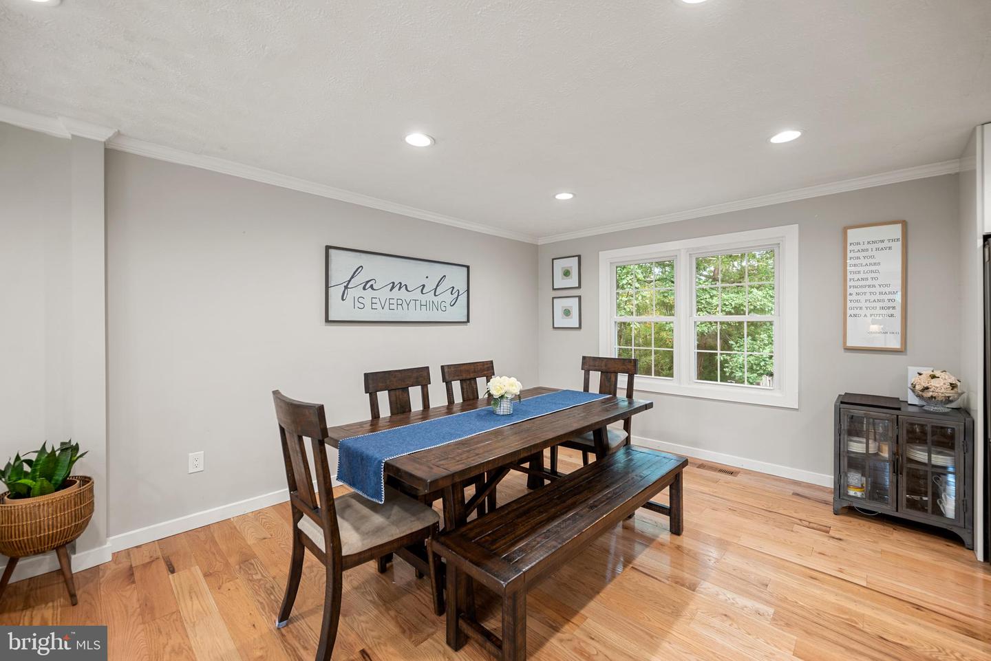 14982 GOLD POST CT, CENTREVILLE, Virginia 20121, 4 Bedrooms Bedrooms, ,3 BathroomsBathrooms,Residential,For sale,14982 GOLD POST CT,VAFX2268886 MLS # VAFX2268886