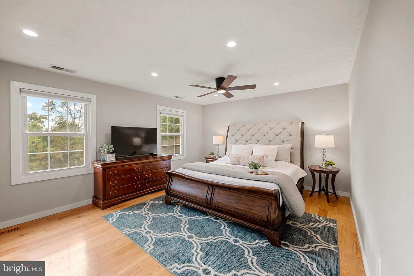 14982 GOLD POST CT, CENTREVILLE, Virginia 20121, 4 Bedrooms Bedrooms, ,3 BathroomsBathrooms,Residential,For sale,14982 GOLD POST CT,VAFX2268886 MLS # VAFX2268886
