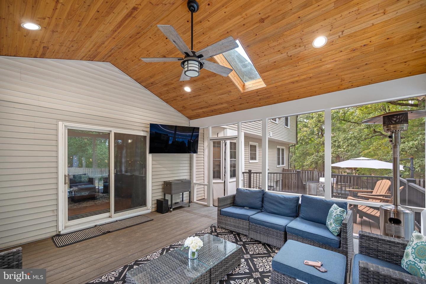 14982 GOLD POST CT, CENTREVILLE, Virginia 20121, 4 Bedrooms Bedrooms, ,3 BathroomsBathrooms,Residential,For sale,14982 GOLD POST CT,VAFX2268886 MLS # VAFX2268886