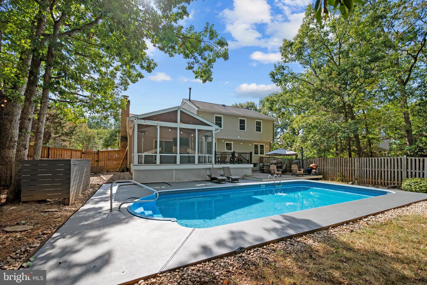 14982 GOLD POST CT, CENTREVILLE, Virginia 20121, 4 Bedrooms Bedrooms, ,3 BathroomsBathrooms,Residential,For sale,14982 GOLD POST CT,VAFX2268886 MLS # VAFX2268886