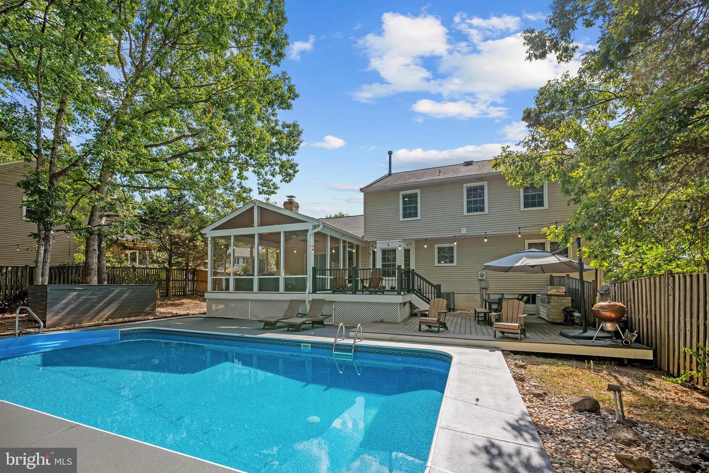 14982 GOLD POST CT, CENTREVILLE, Virginia 20121, 4 Bedrooms Bedrooms, ,3 BathroomsBathrooms,Residential,For sale,14982 GOLD POST CT,VAFX2268886 MLS # VAFX2268886
