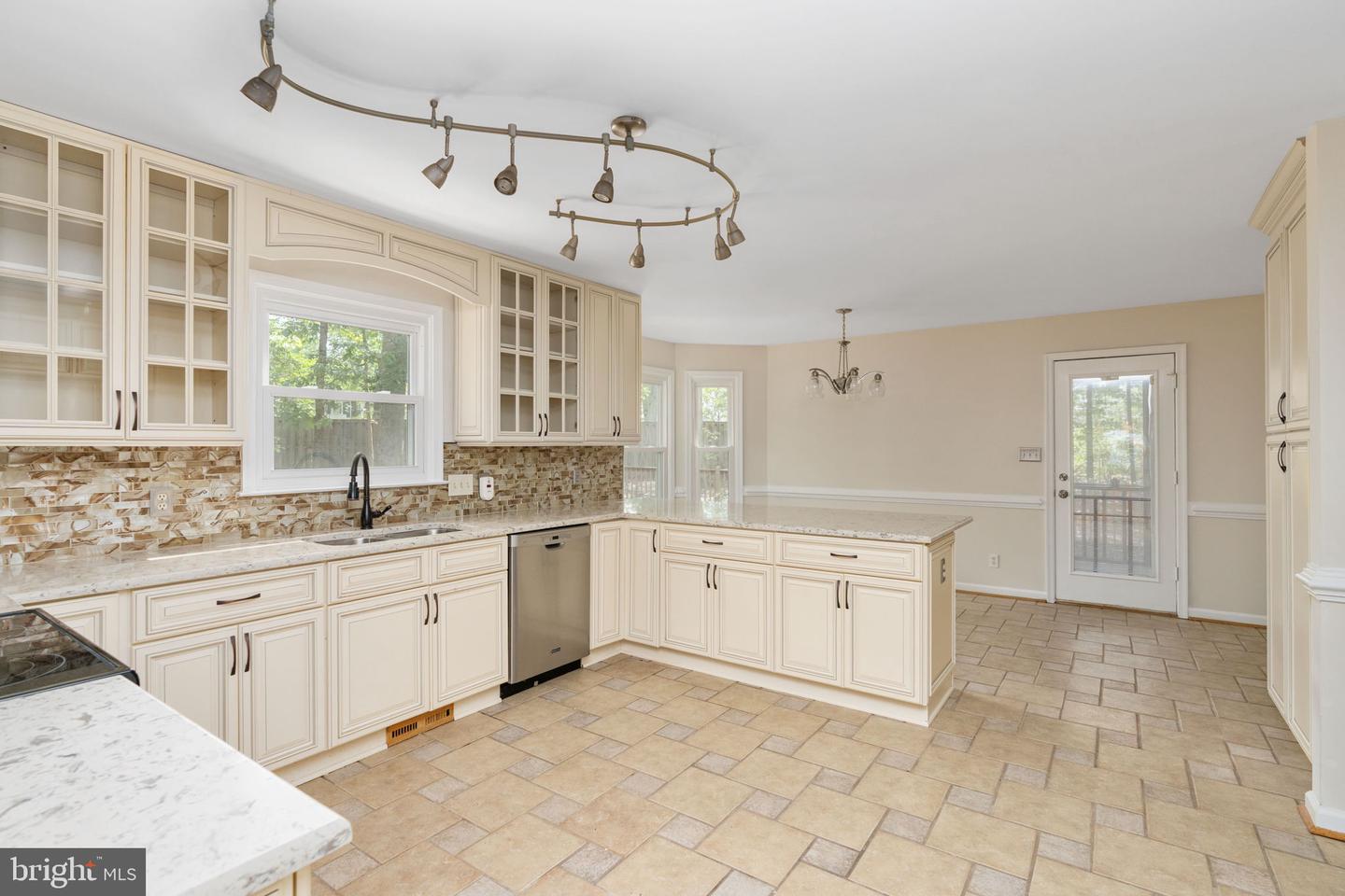 9801 KENMORE, FREDERICKSBURG, Virginia 22408, 4 Bedrooms Bedrooms, 12 Rooms Rooms,2 BathroomsBathrooms,Residential,For sale,9801 KENMORE,VASP2036442 MLS # VASP2036442