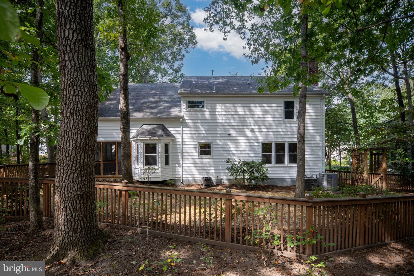 9801 KENMORE, FREDERICKSBURG, Virginia 22408, 4 Bedrooms Bedrooms, 12 Rooms Rooms,2 BathroomsBathrooms,Residential,For sale,9801 KENMORE,VASP2036442 MLS # VASP2036442