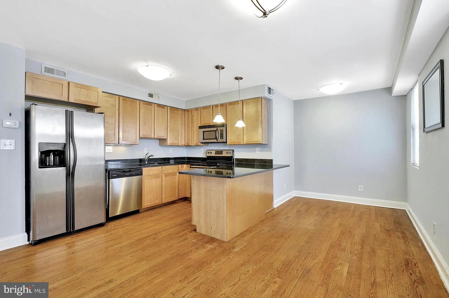 2701 4TH ST NE #101, WASHINGTON, District Of Columbia 20002, 2 Bedrooms Bedrooms, 4 Rooms Rooms,2 BathroomsBathrooms,Residential,For sale,2701 4TH ST NE #101,DCDC2223942 MLS # DCDC2223942